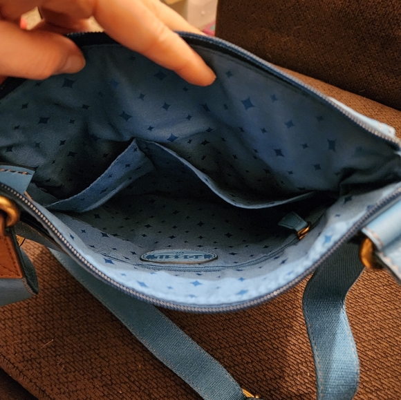 Fossil Crossbody - Picture 14 of 16